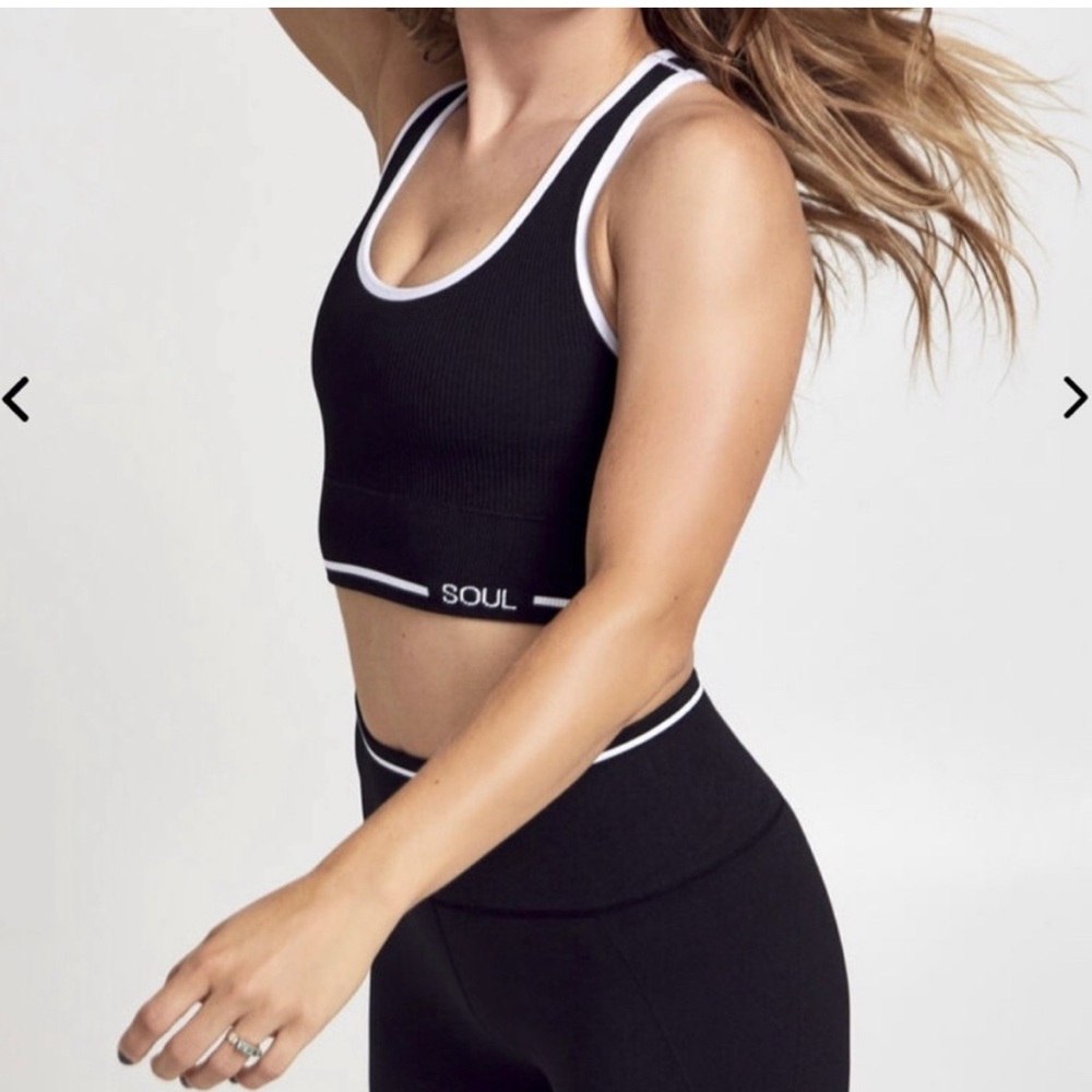 SoulCycle Set Black Sports bra and Leggings with White Trim